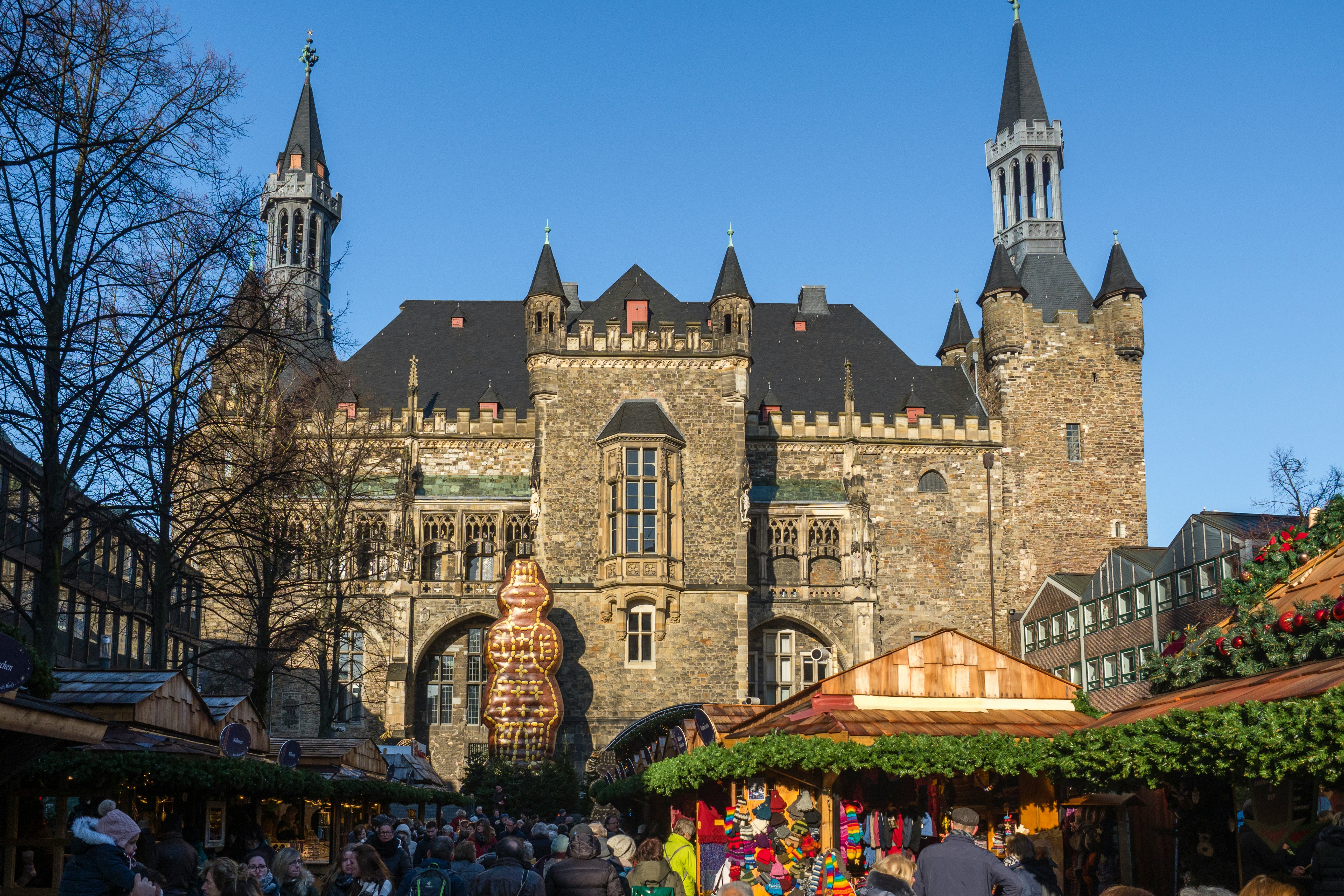 People in Aachen christmas market